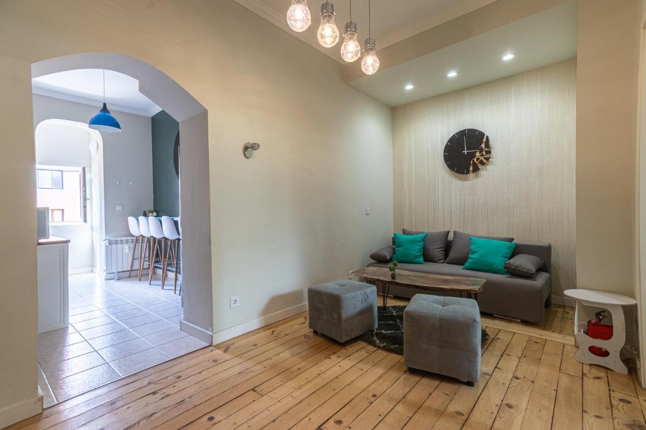 5 Seconds Away From The Main Street, Free Secured Parking Leilighet Sofia Eksteriør bilde