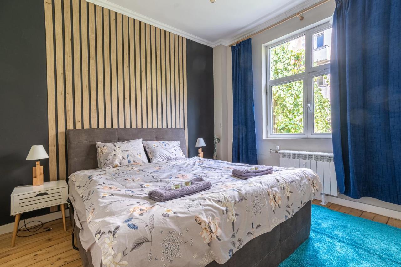 5 Seconds Away From The Main Street, Free Secured Parking Leilighet Sofia Eksteriør bilde
