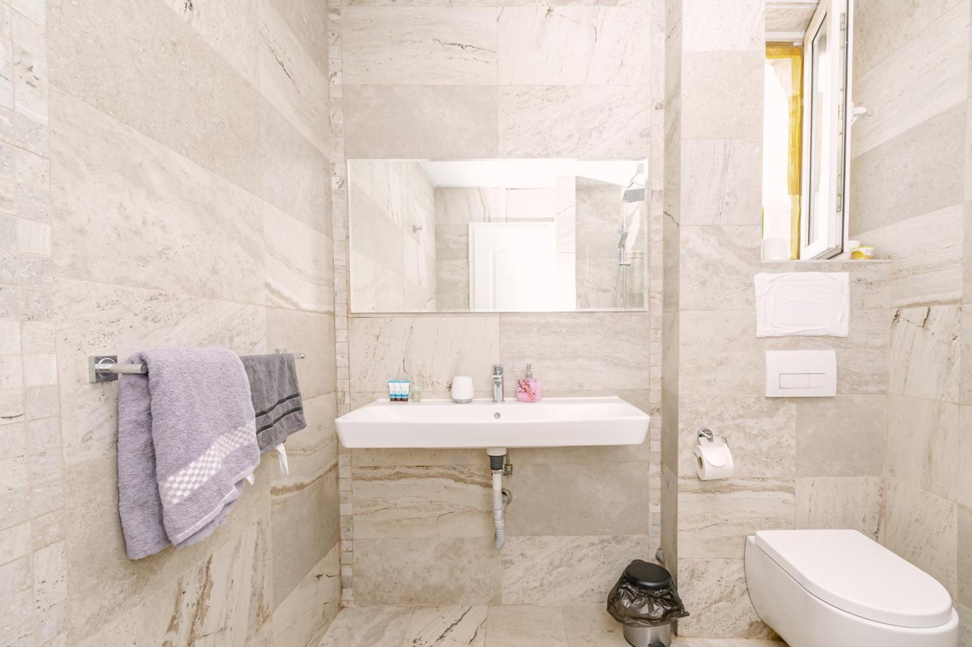 5 Seconds Away From The Main Street, Free Secured Parking Leilighet Sofia Eksteriør bilde